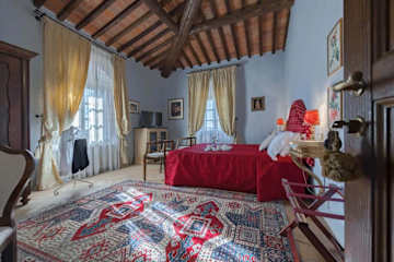 Large villa in Tuscany