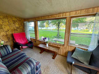 3-Bedroom Cottage #3 at Balsam Lake Villa — photograph 4