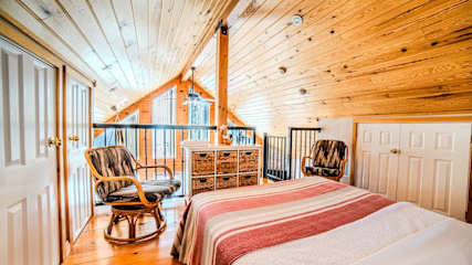 3-Bedroom Chalet #90 at Pier 100 — photograph 5