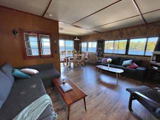 Balsam Lake Villa — property photograph 3