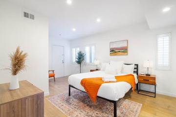 Bedroom 3, photo 1 of 3