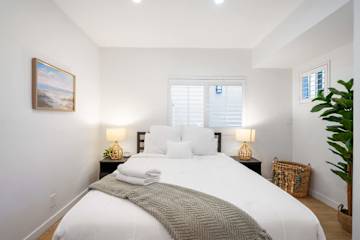 Bedroom 4, photo 2 of 2