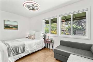 Bedroom 3, photo 2 of 3