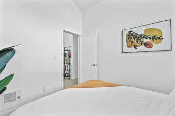 Bedroom 1, photo 2 of 2