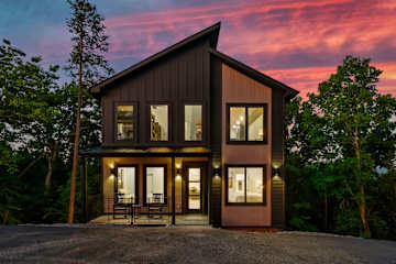 1318 Reedmont Way