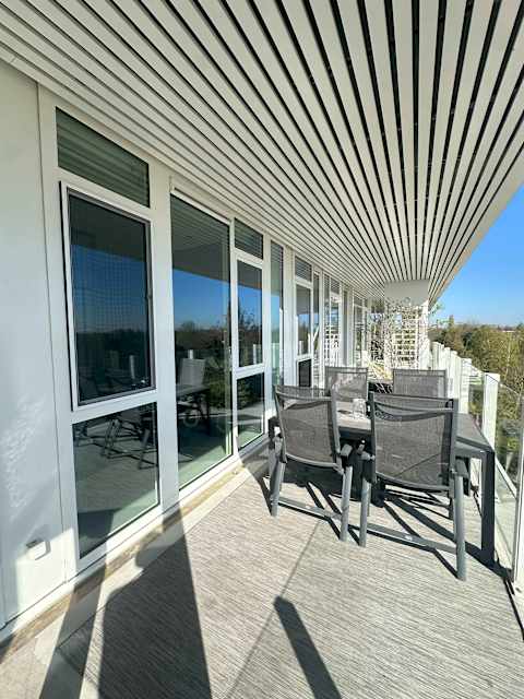Image 12 of 28