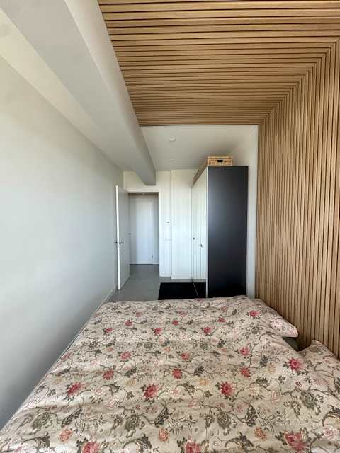 Image 20 of 28