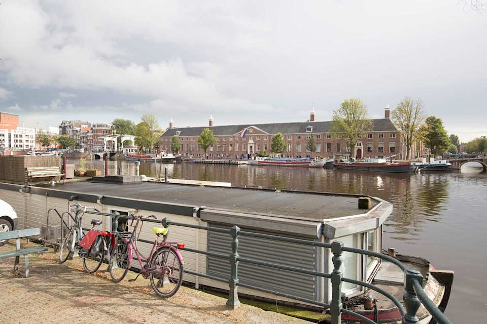 Image 57 of 64