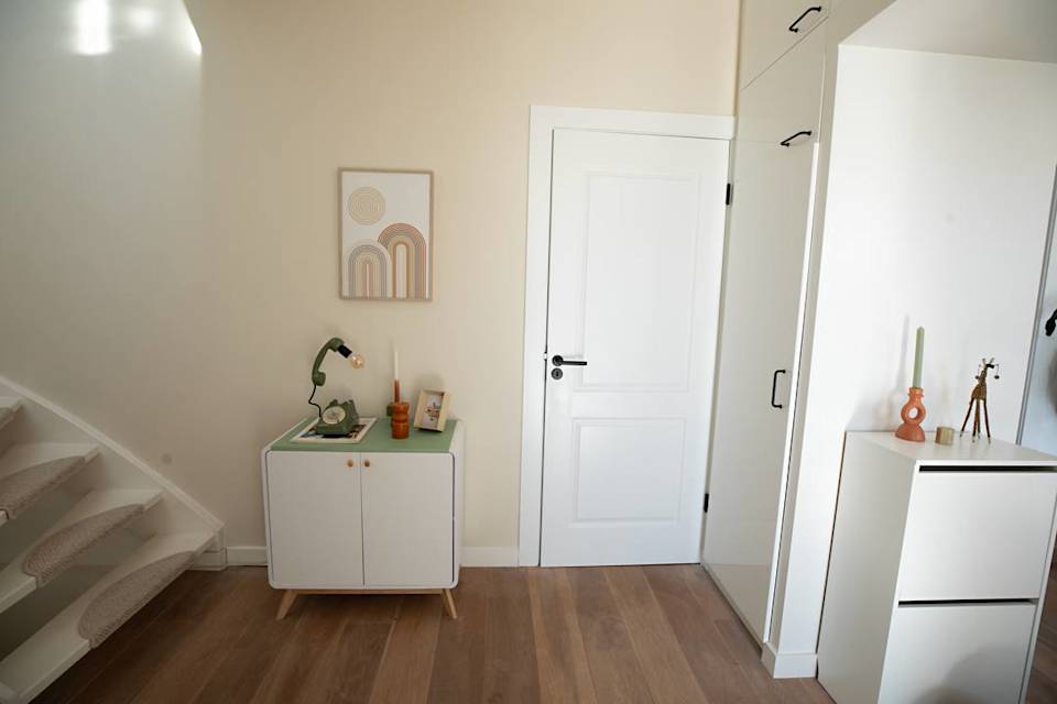 Image 20 of 30