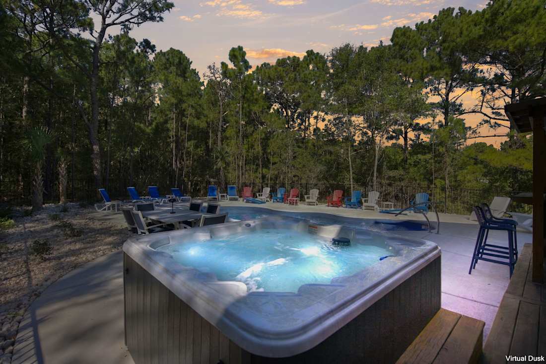 Okeechobee Oasis - Pool, Hot Tub, Games, Pond, Fire Pit, Screened Porch, Outdoor Shower