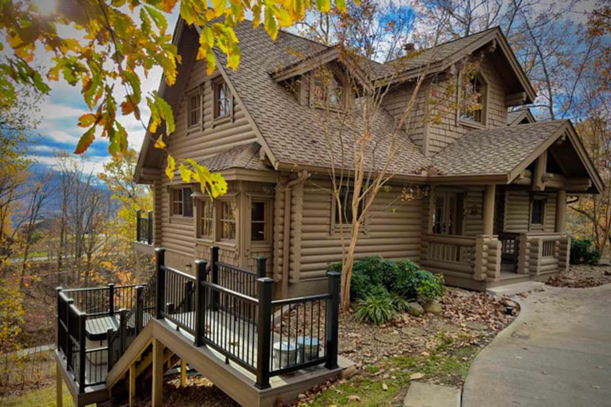 4 Pines Lodge photo 1