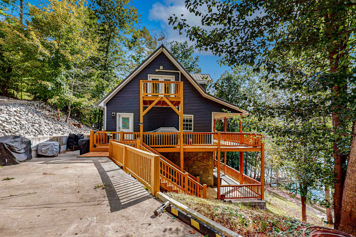 Rock The Dock photo 1