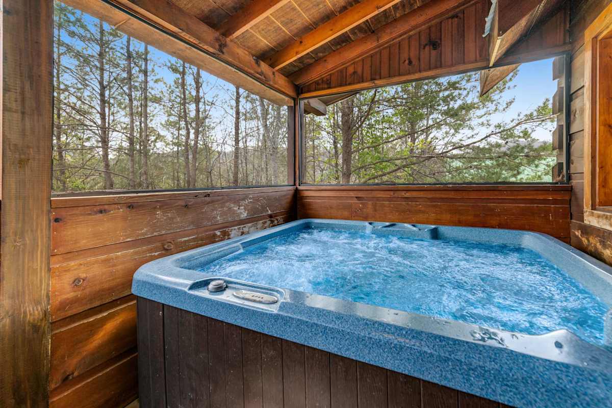 Arrowhead – Snuggle Bear Hideaway photo 1
