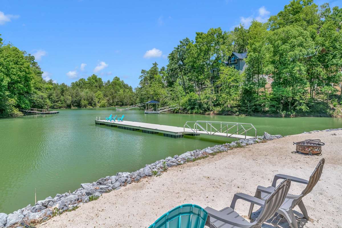 Serenity at Lake Haven photo 1