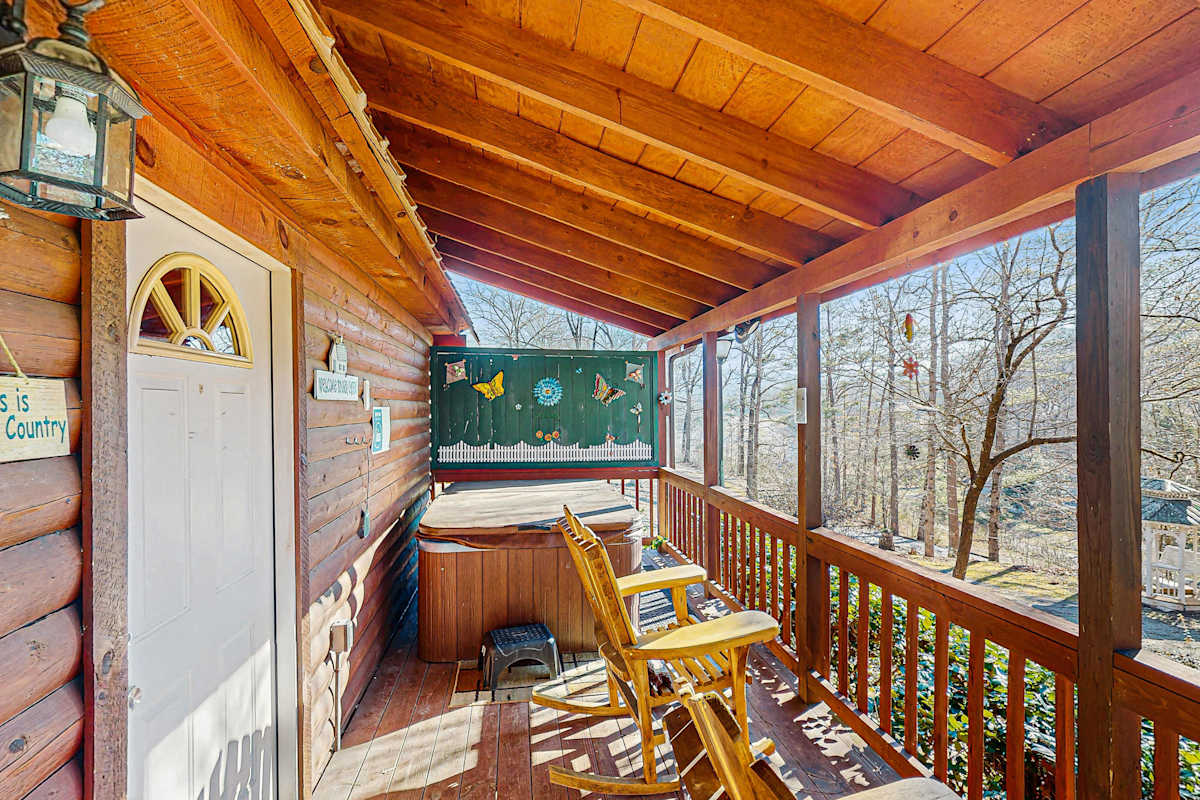 Bear Haven Cabin photo 1
