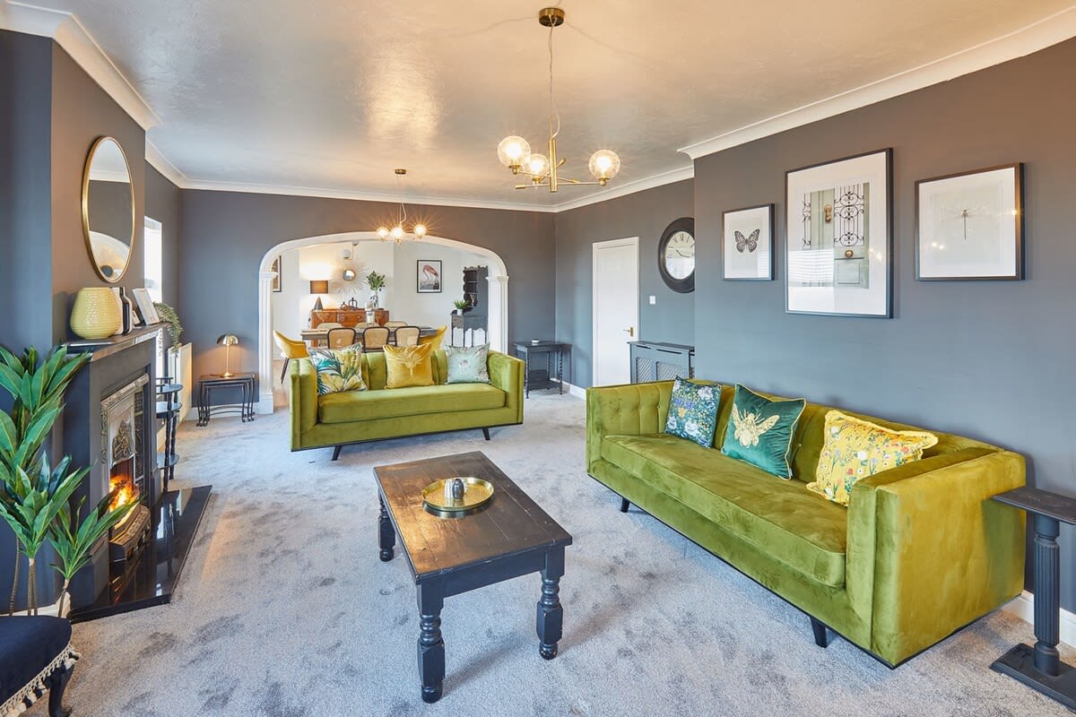 Regency Mansions Apartment – photo 7
