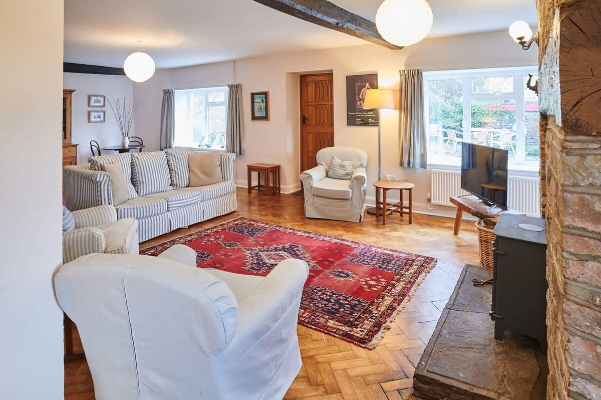 Penrheol Farmhouse – photo 1