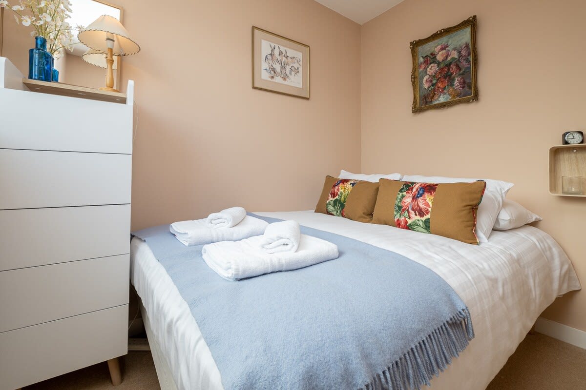 Kingscote Townhouse – photo 16