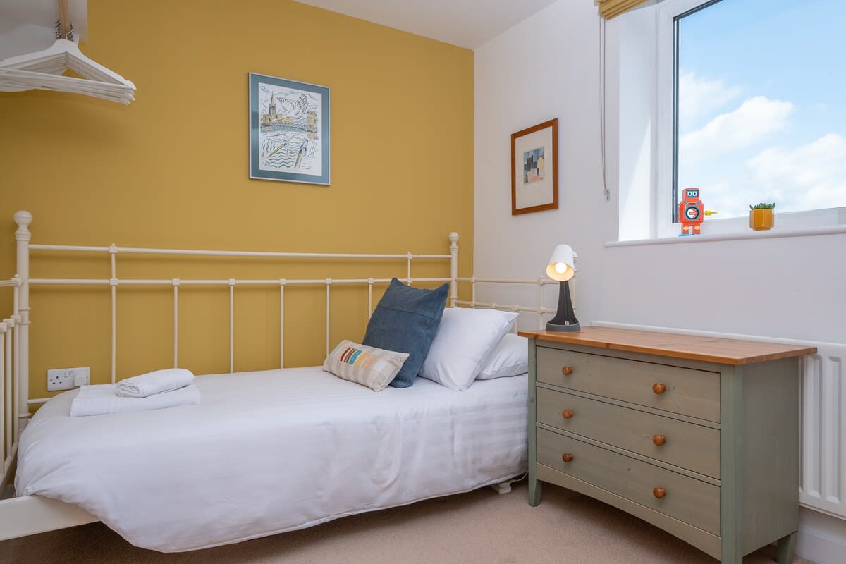 Kingscote Townhouse – photo 23