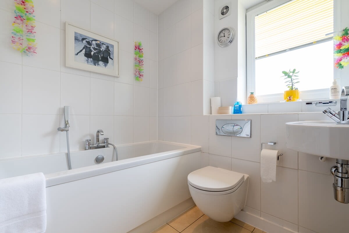 Kingscote Townhouse – photo 29