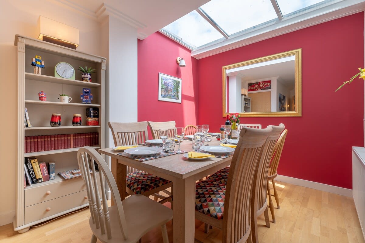 Kingscote Townhouse – photo 10