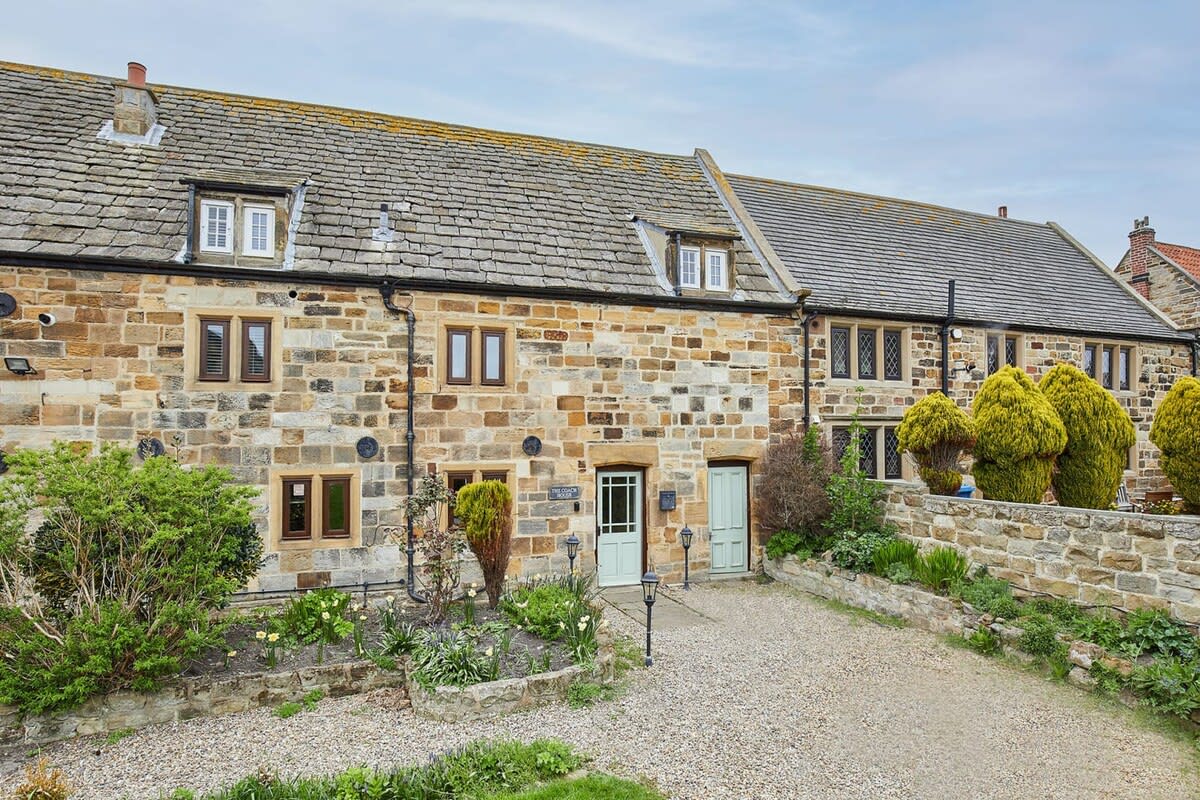 The Coach House – photo 20