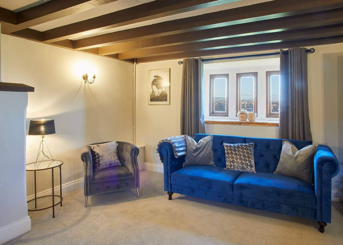 The Coach House – photo 17