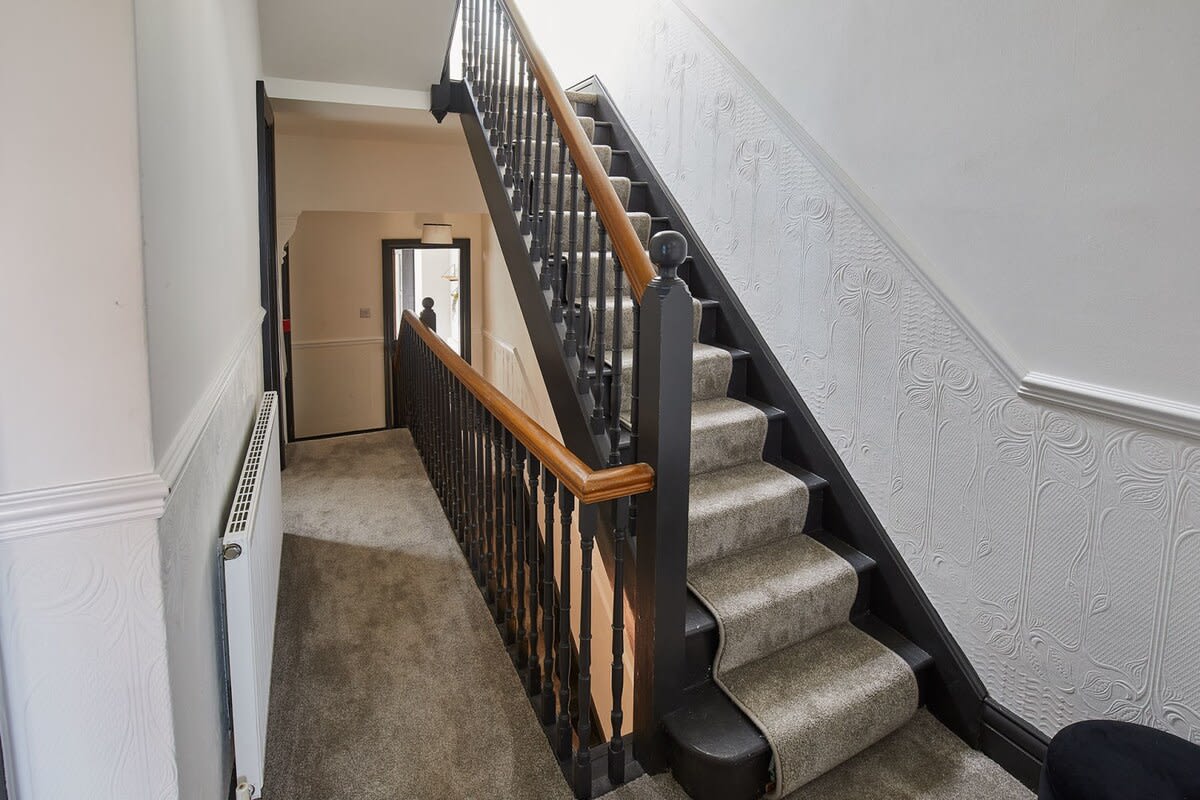 Raven House – photo 22
