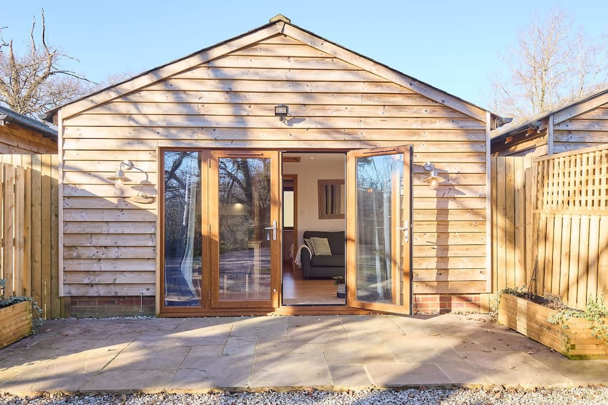 Willow Barn – photo 1
