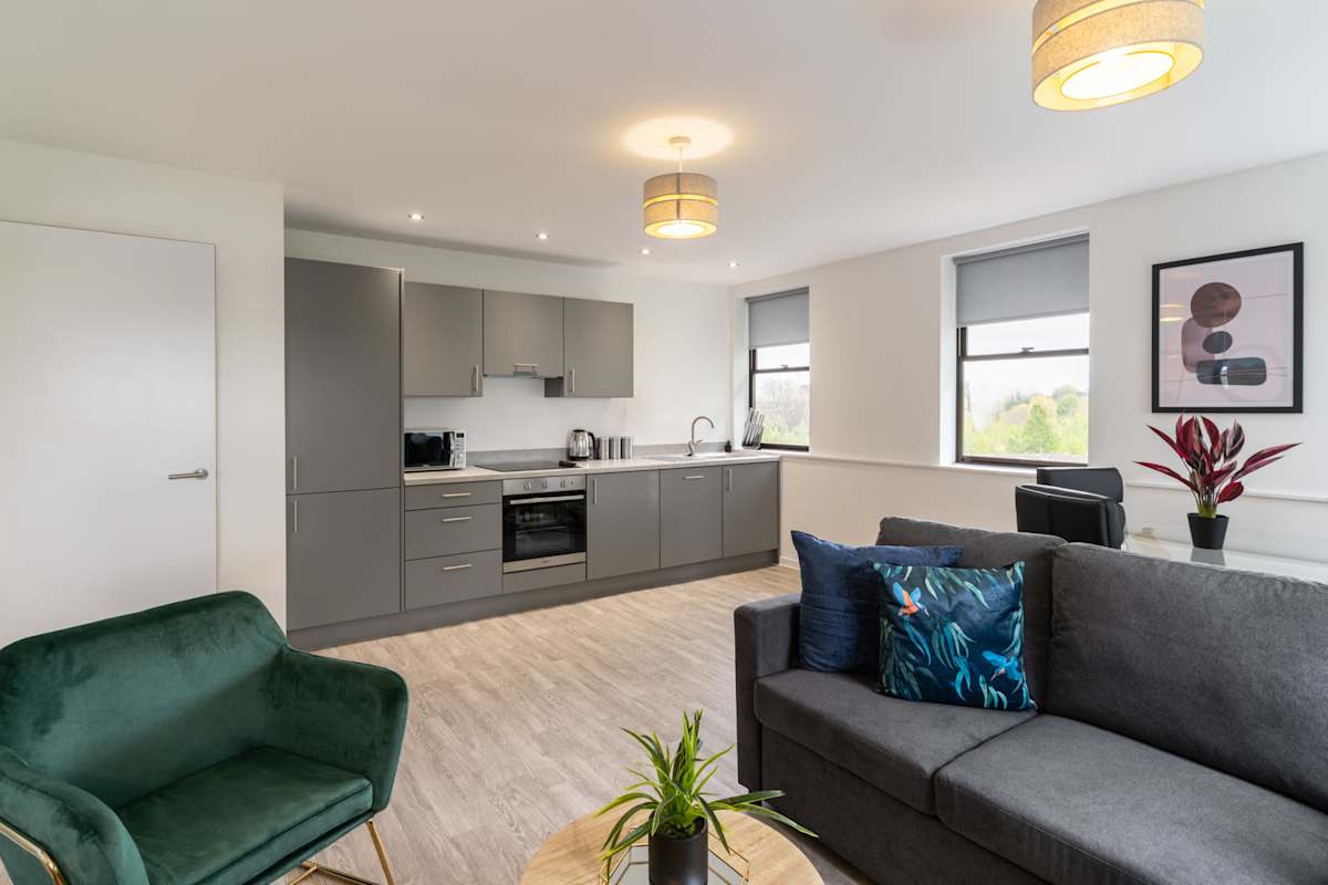 52 Waterside Place – photo 2