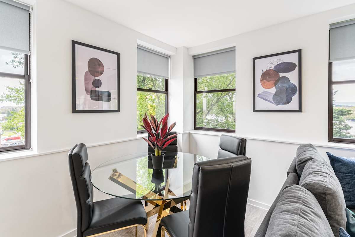 52 Waterside Place – photo 8