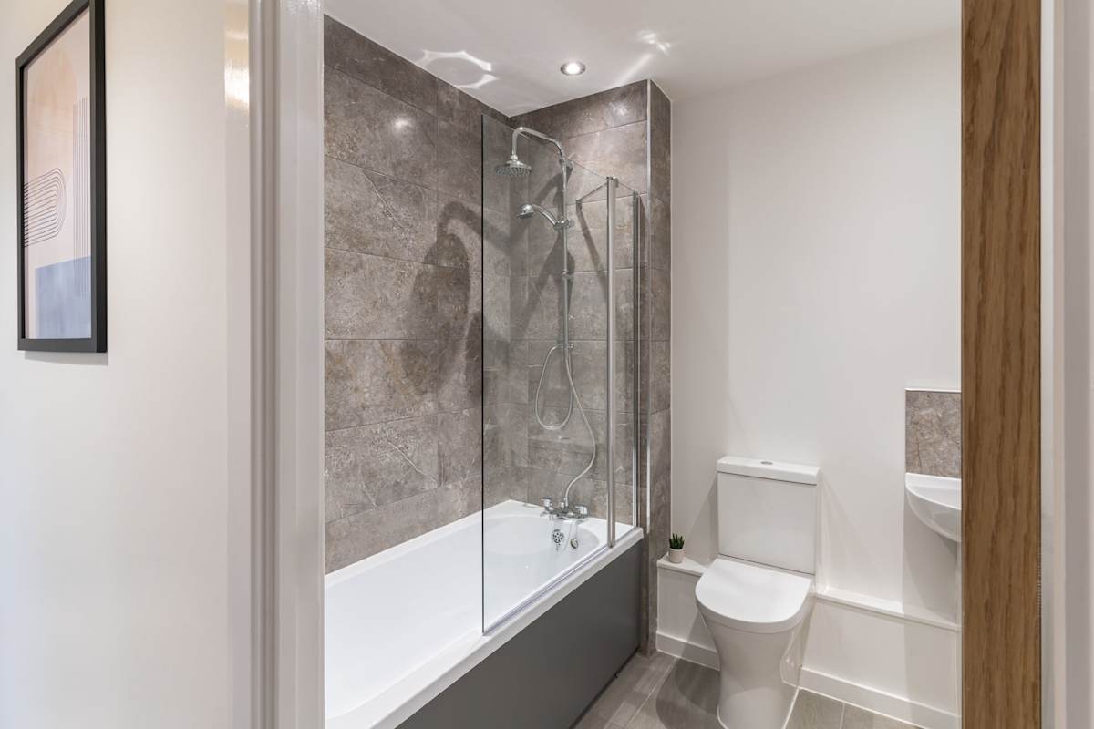 52 Waterside Place – photo 4