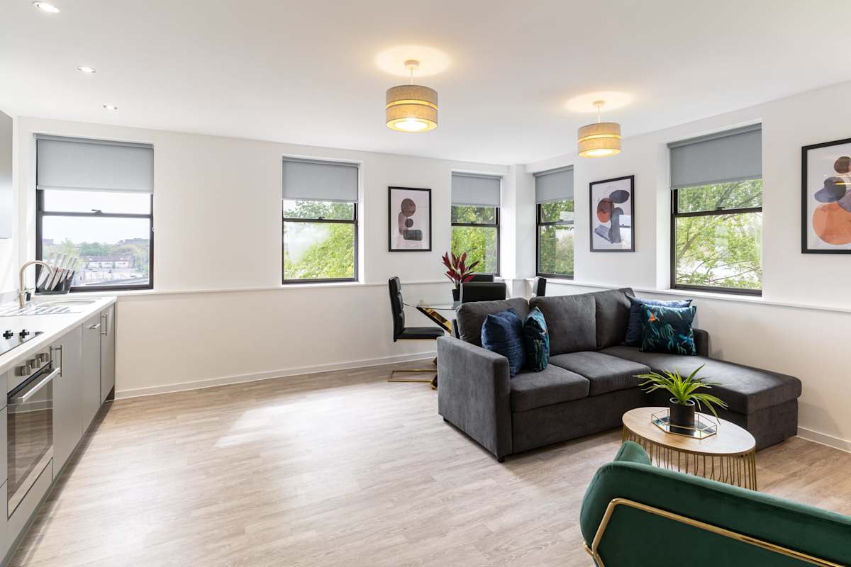 52 Waterside Place – photo 3