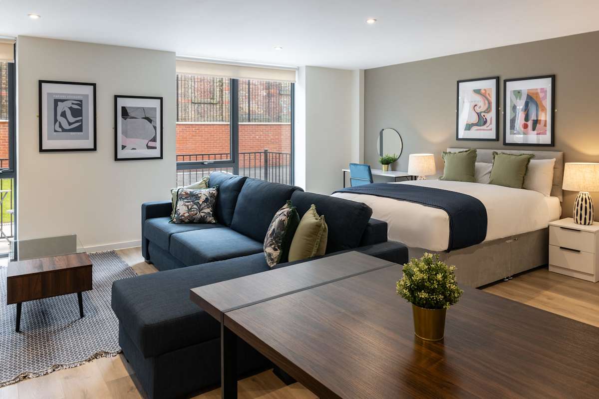 Richmond Place Apartment C – photo 1