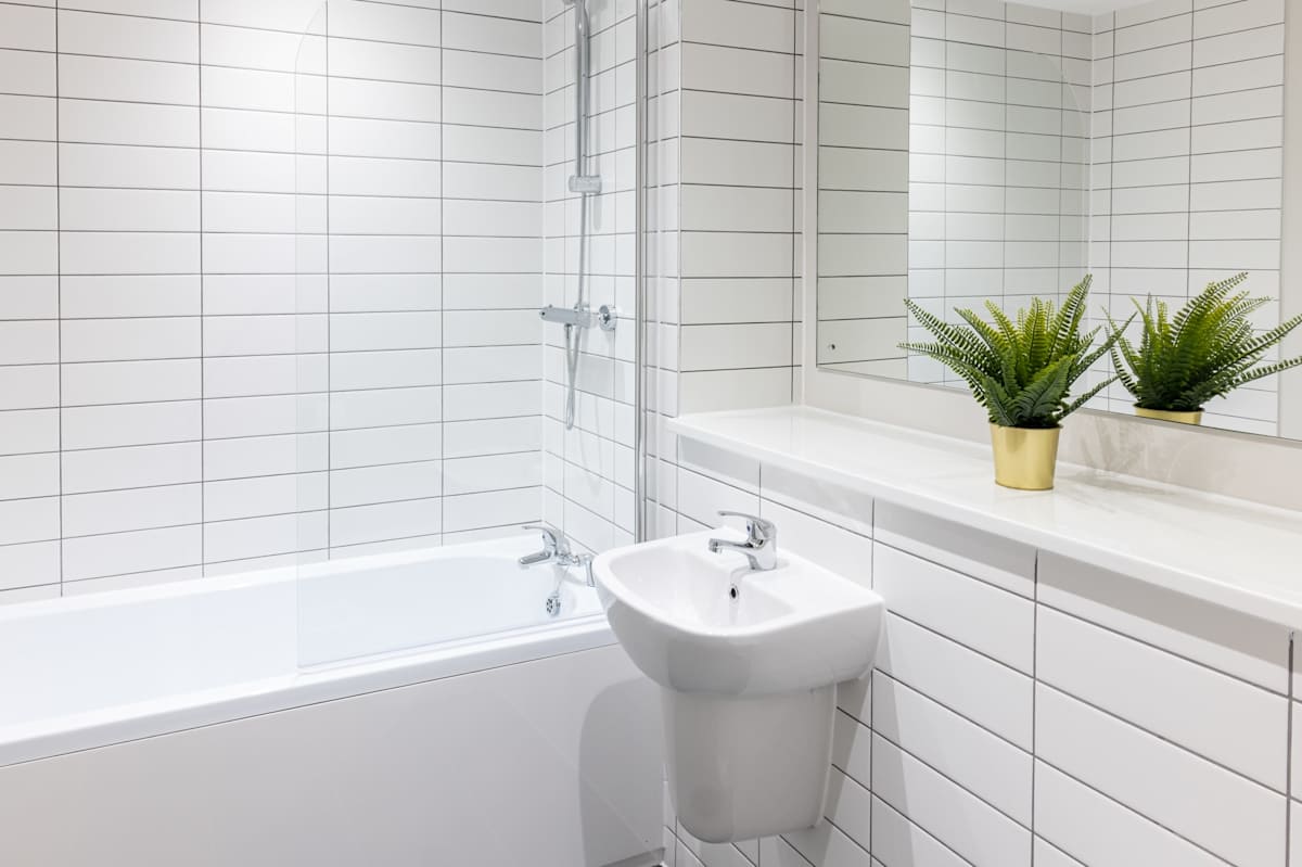 Richmond Place Apartment C – photo 4