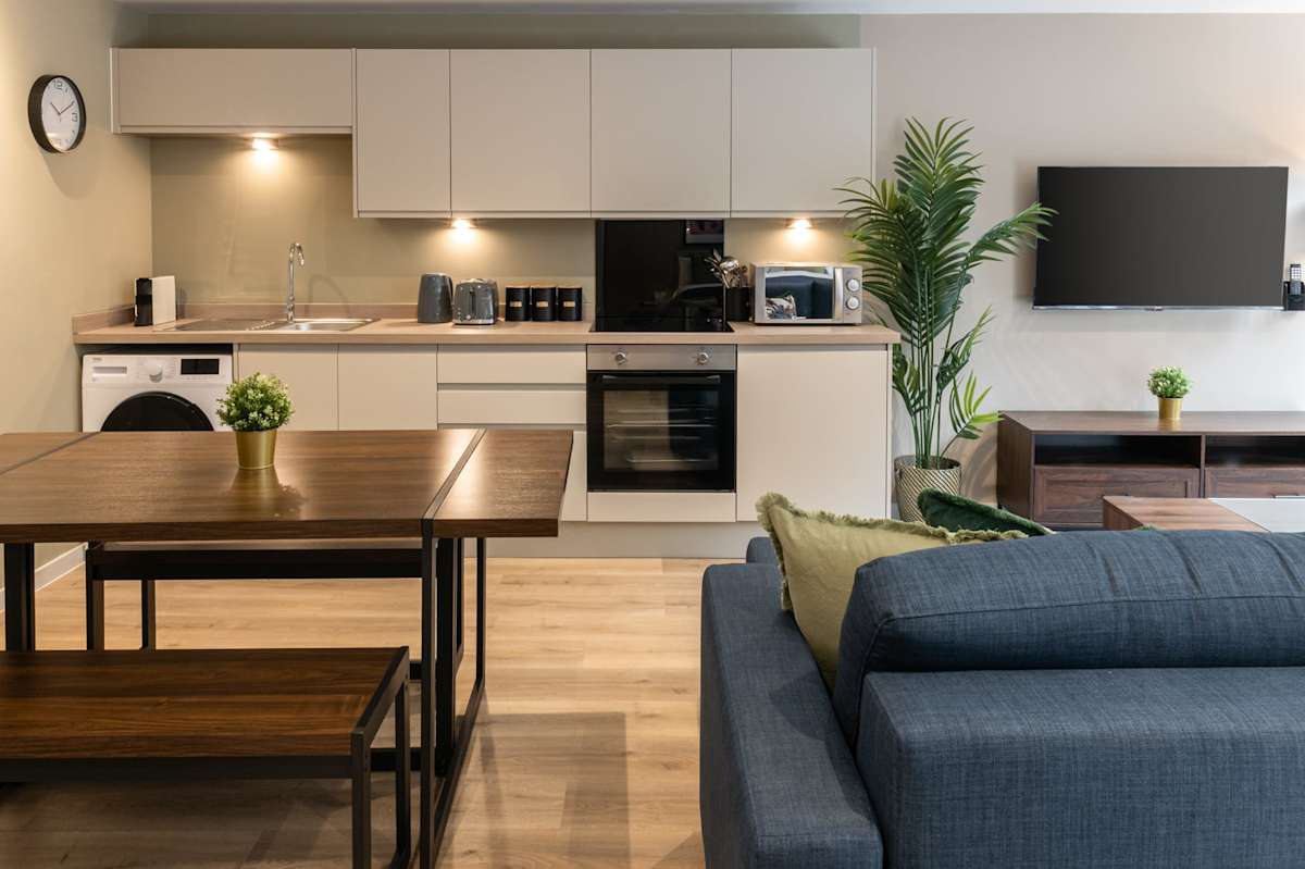 Richmond Place Apartment C – photo 3