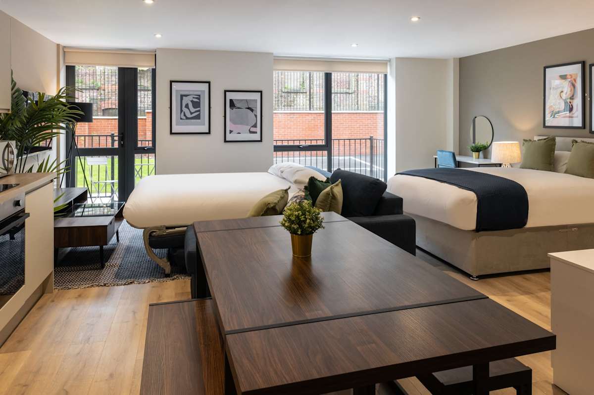 Richmond Place Apartment C – photo 6