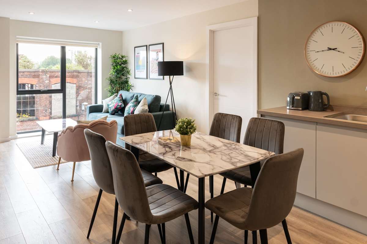 Richmond Place Apartment G – photo 3