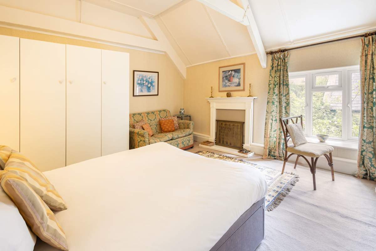 Upper Lodge – photo 10