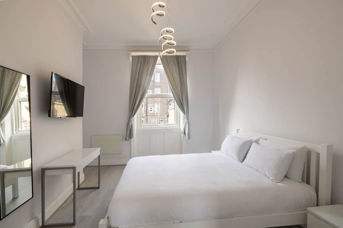 Aberdeen Walk Apartment – photo 3