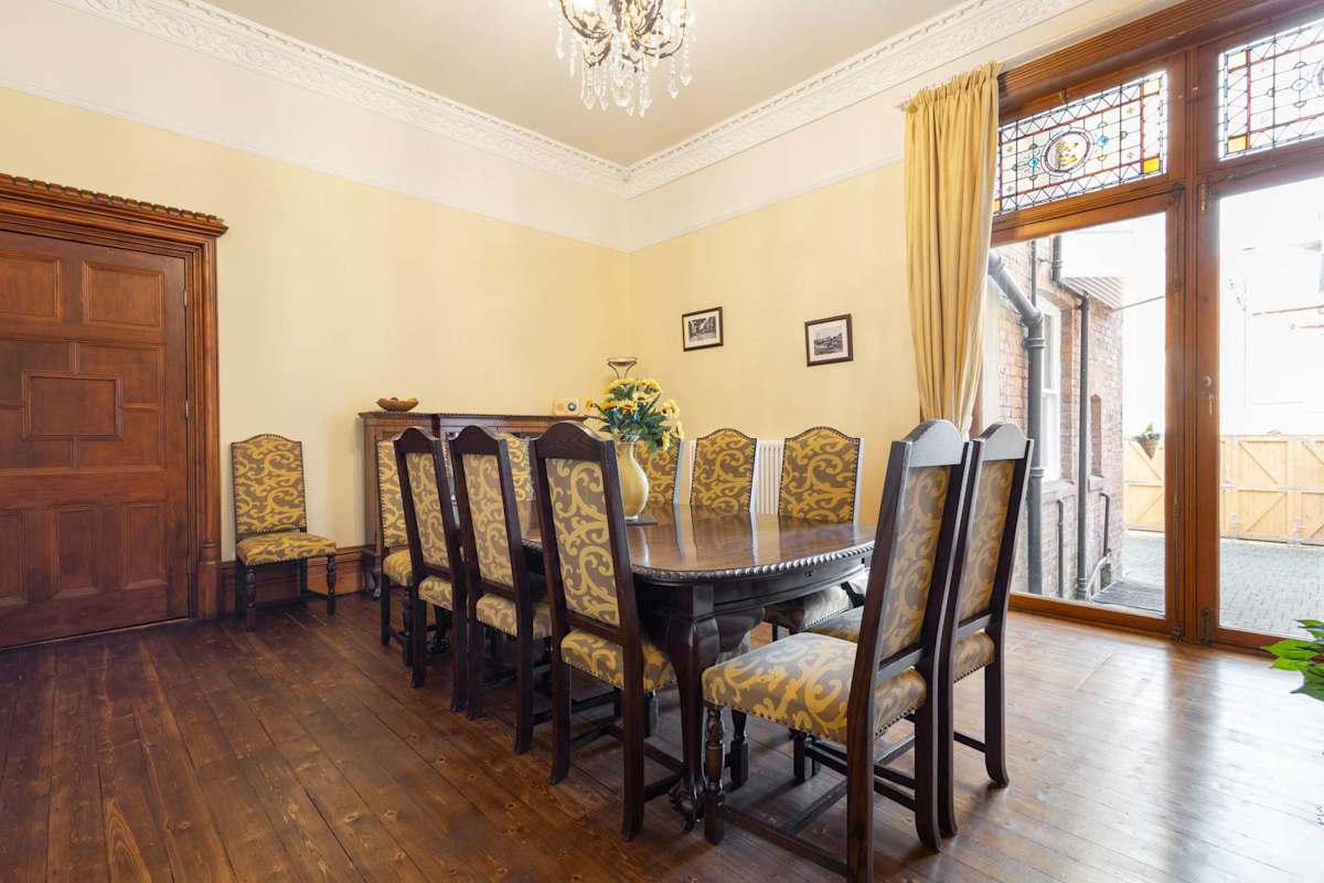 Chatsworth Townhouse II – photo 9
