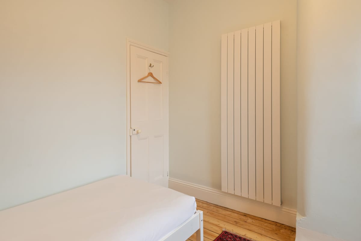 Heather House – photo 22