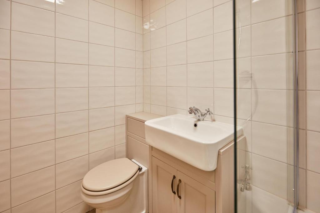 No.33 – photo 16