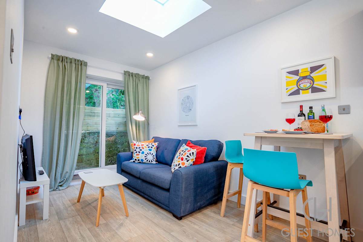 Croydon Road Abode – photo 8