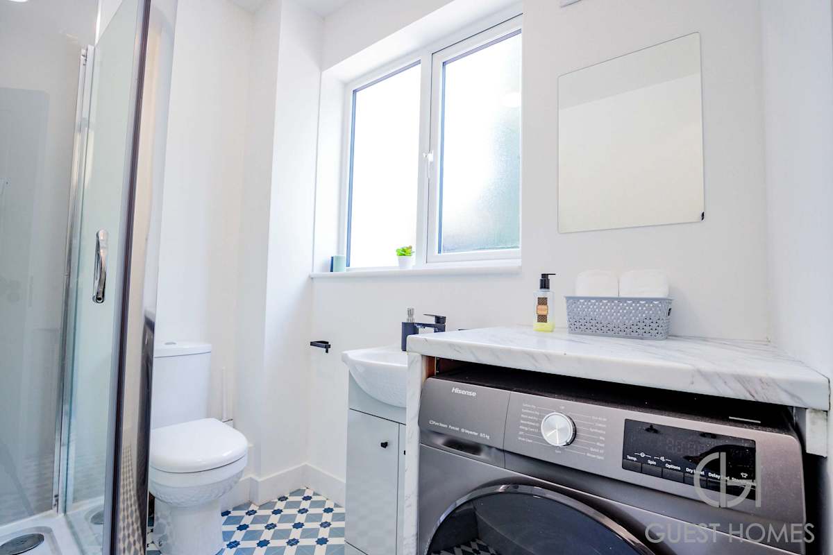 Croydon Road Dwelling – photo 12
