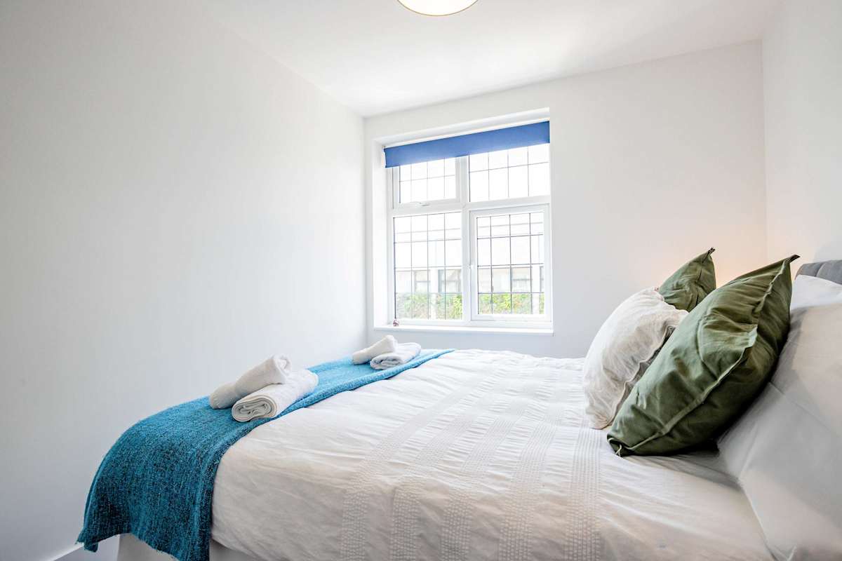 Croydon Road Apartment – photo 13