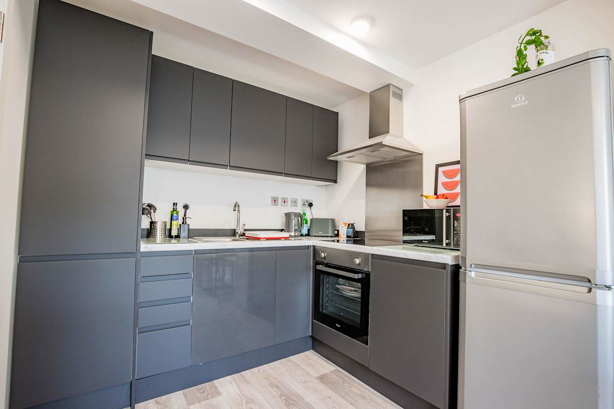 Croydon Road Apartment – photo 20