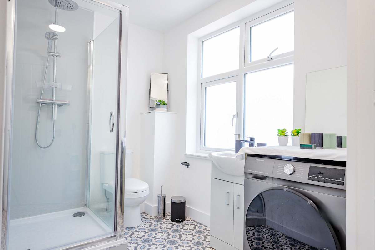 Croydon Road Apartment – photo 8