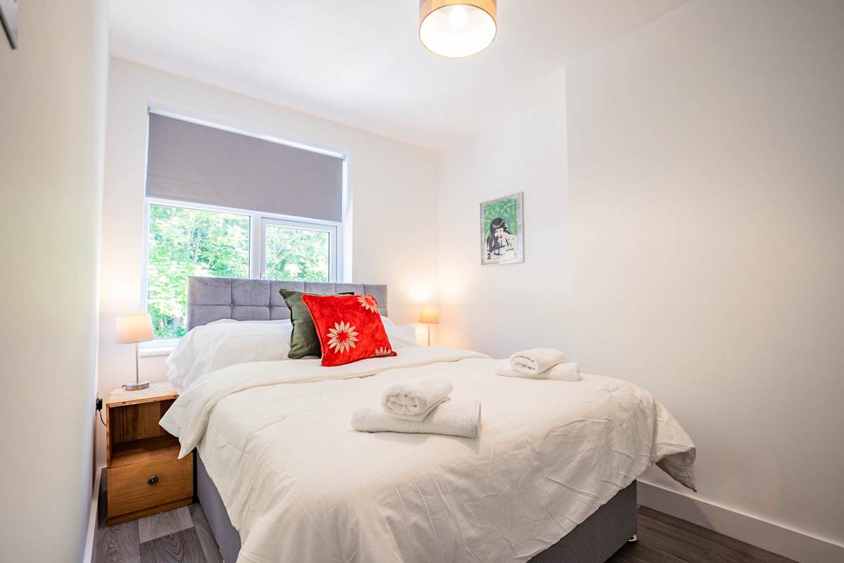 Croydon Road Apartment – photo 10
