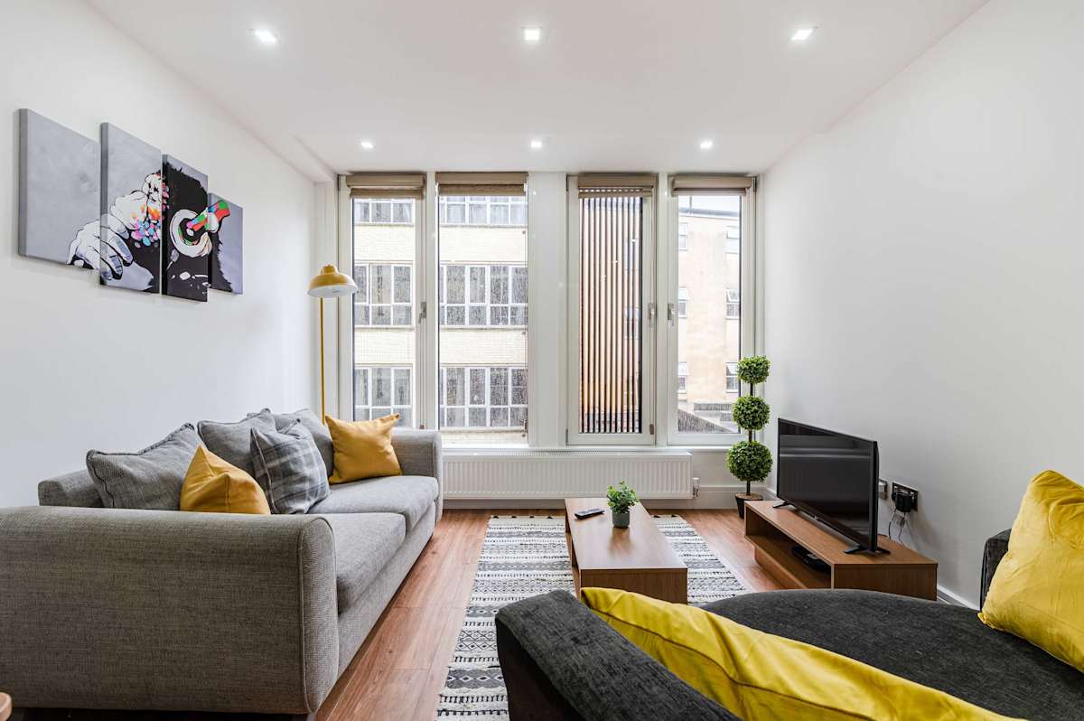 Maple Court – photo 1